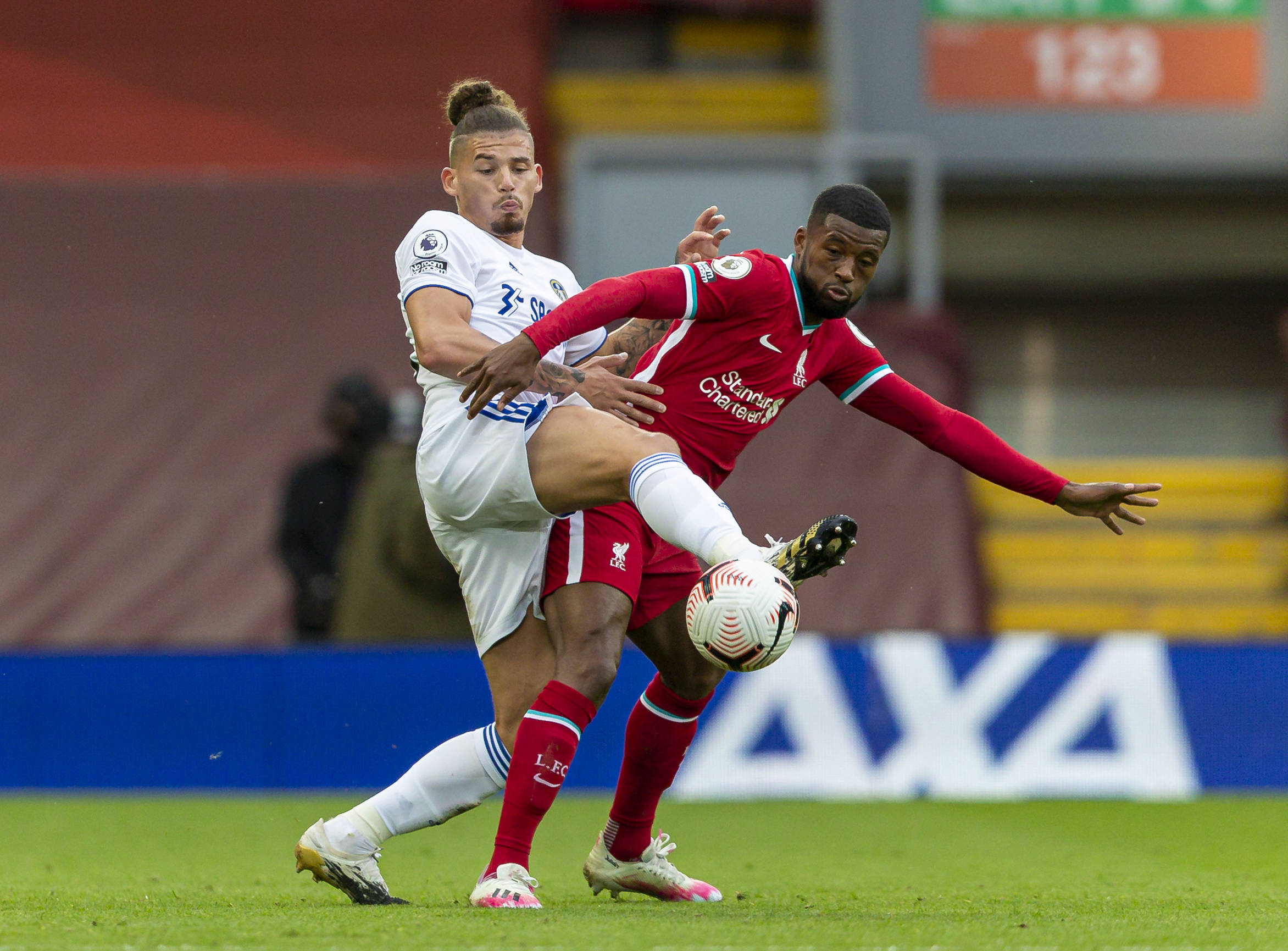 进攻都表现 进攻都表现